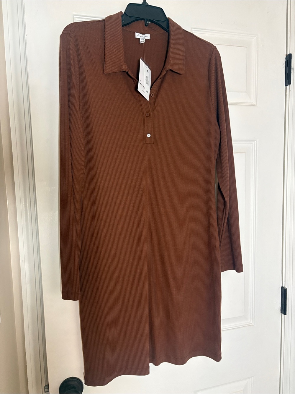 Brown dress